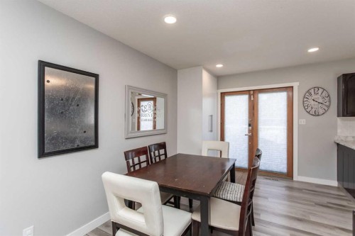 34 Bruns Bay, Lacombe, AB 