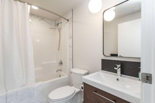 34 Bruns Bay, Lacombe, AB 