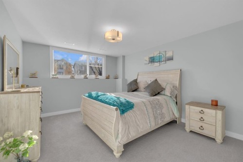 40 Evergreen Way, Red Deer, AB - Indoor Photo Showing Bedroom