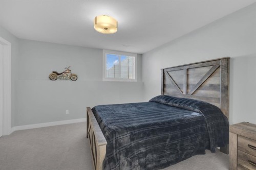 40 Evergreen Way, Red Deer, AB - Indoor Photo Showing Bedroom