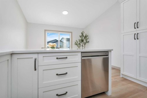 120 Hampton Crescent, Sylvan Lake, AB - Indoor