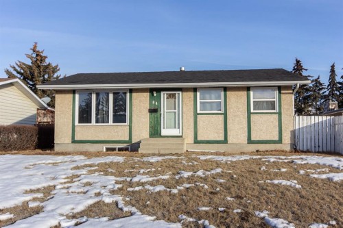84 Nash Street  Red Deer, AB T4P 1P2