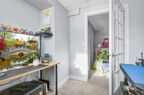 12 Rutherford Drive, Red Deer, AB - Indoor