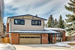 43 Allan Street  Red Deer, AB T4R 1A6