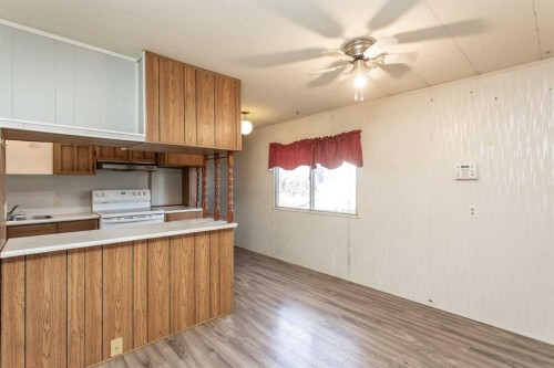 7 Parkland Acres, Lacombe, AB 