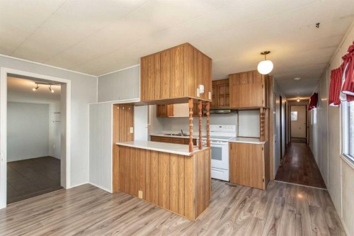 7 Parkland Acres, Lacombe, AB 