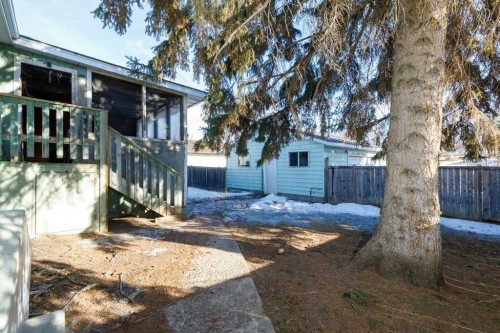 2203 25 Avenue, Delburne, AB - Outdoor