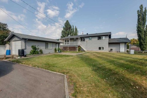 5607 48 Avenue, Lacombe, AB - Outdoor
