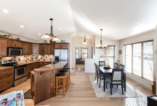 6371 Cedar Way, Innisfail, AB - Indoor