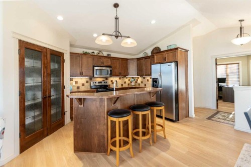 6371 Cedar Way, Innisfail, AB - Indoor Photo Showing Kitchen