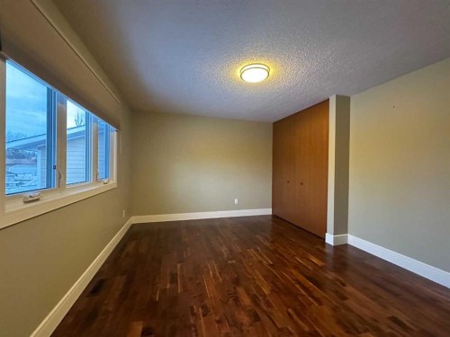 5908 57 Avenue, Ponoka, AB - Indoor Photo Showing Other Room