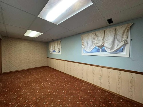 5908 57 Avenue, Ponoka, AB - Indoor