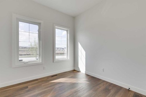 182 Lanark Gate Se, Airdrie, AB - Indoor Photo Showing Other Room