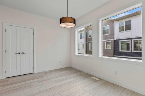 42 Corner Glen Manor Ne, Calgary, AB - Indoor Photo Showing Other Room