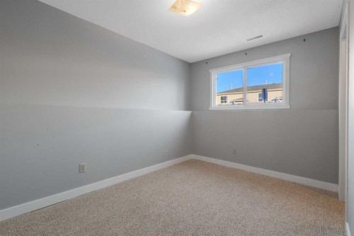 216-48 Holmes, Red Deer, AB - Indoor Photo Showing Other Room