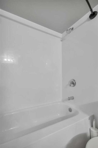 216-48 Holmes, Red Deer, AB - Indoor Photo Showing Bathroom