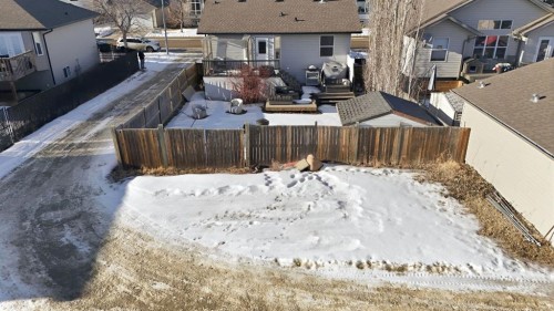 57 Garden Road, Lacombe, AB - Outdoor