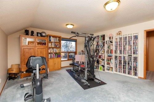 50 Coventry Lane, Lacombe, AB - Indoor