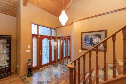 50 Coventry Lane, Lacombe, AB - Indoor Photo Showing Other Room