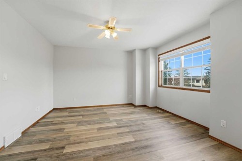 287 Cornett Drive, Red Deer, AB - Indoor Photo Showing Other Room