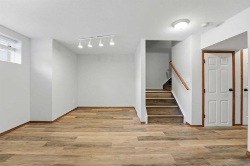 287 Cornett Drive, Red Deer, AB - Indoor Photo Showing Other Room