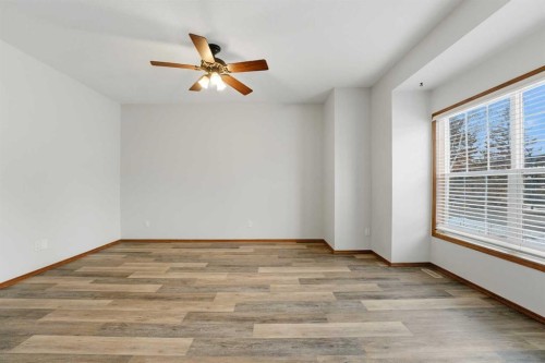 287 Cornett Drive, Red Deer, AB - Indoor Photo Showing Other Room