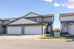 4-6802 50 Avenue  Camrose, AB T4V 5C7