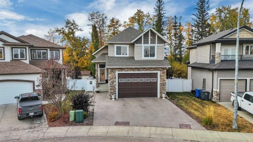 232 Wiley Crescent, Red Deer, AB - Outdoor With Facade