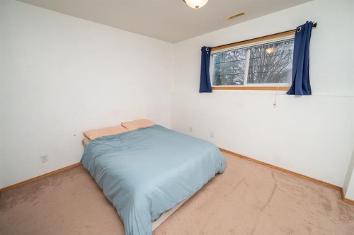 6209 Orr Drive, Red Deer, AB - Indoor Photo Showing Bedroom