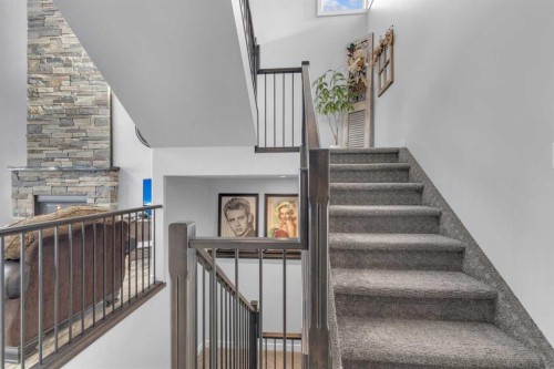 5 Leonard Close, Sylvan Lake, AB - Indoor Photo Showing Other Room