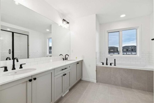 28 Bluerock Terrace Sw, Calgary, AB - Indoor Photo Showing Bathroom