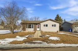 6122 38 Avenue  Stettler, AB T0C 2L1