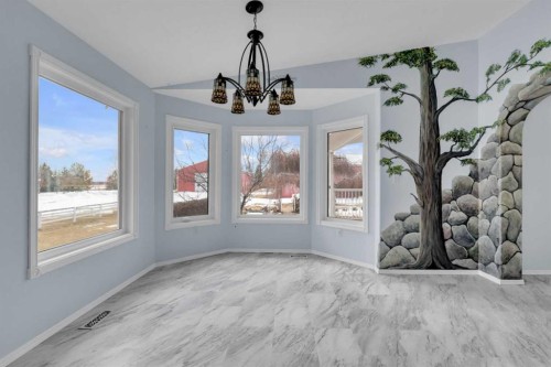 39228 Range Road 255, Rural Lacombe County, AB - Indoor Photo Showing Other Room