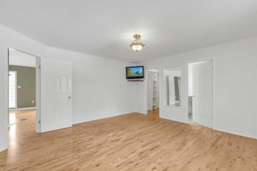 39228 Range Road 255, Rural Lacombe County, AB - Indoor Photo Showing Other Room