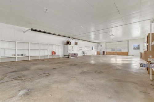 39228 Range Road 255, Rural Lacombe County, AB - Indoor Photo Showing Garage