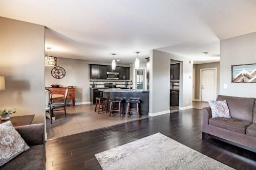 60 Vincent Close, Red Deer, AB - Indoor Photo Showing Living Room