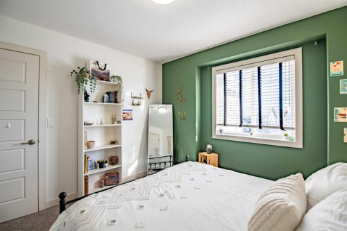 60 Vincent Close, Red Deer, AB - Indoor Photo Showing Bedroom