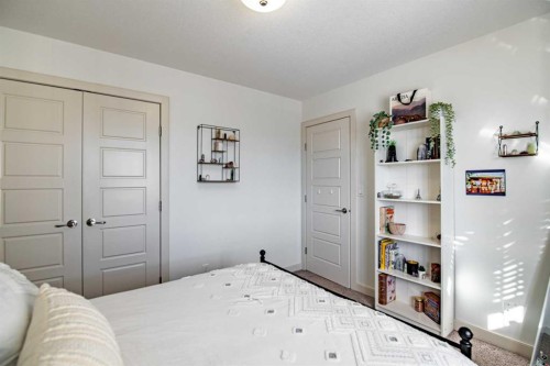 60 Vincent Close, Red Deer, AB - Indoor Photo Showing Bedroom