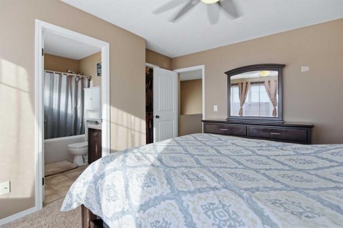 116 Jones Crescent, Red Deer, AB - Indoor Photo Showing Bedroom