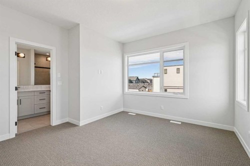 9 Treeline Avenue Sw, Calgary, AB - Indoor Photo Showing Other Room