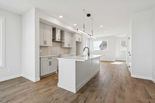 9 Treeline Avenue Sw, Calgary, AB - Indoor Photo Showing Kitchen With Upgraded Kitchen