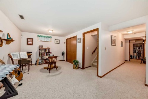 182 Donnelly Crescent, Red Deer, AB - Indoor