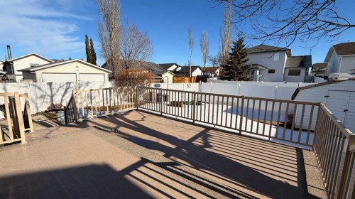 182 Donnelly Crescent, Red Deer, AB - Outdoor