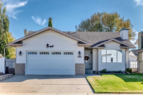 182 Donnelly Crescent, Red Deer, AB - Outdoor