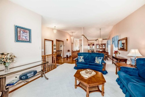 182 Donnelly Crescent, Red Deer, AB - Indoor Photo Showing Living Room