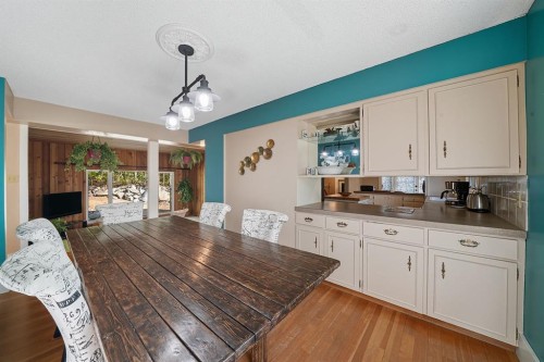 120 Birchcliff Road, Birchcliff, AB - Indoor