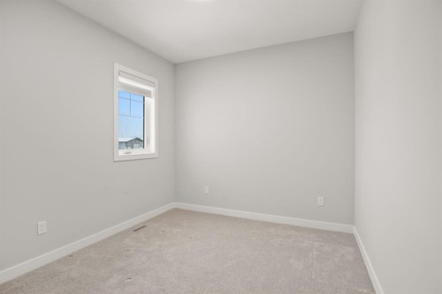 38 Thayer Close, Red Deer, AB - Indoor Photo Showing Other Room