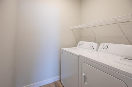 38 Thayer Close, Red Deer, AB - Indoor Photo Showing Laundry Room