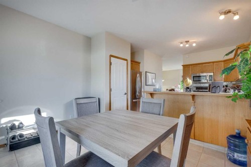 38 Kendrew Drive, Red Deer, AB - Indoor Photo Showing Dining Room