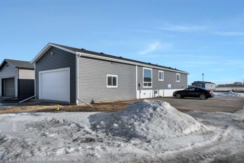 78 Mckay Place, Blackfalds, AB 